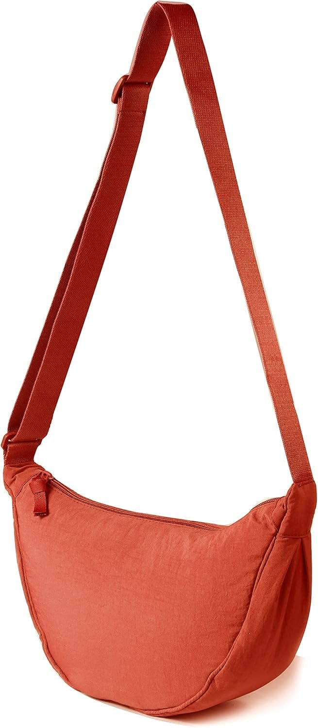 Nylon Crescent Crossbody Bag for Women Men Fanny Pack Crossbody Bag Dumpling Lightweight Travel Sling Bag